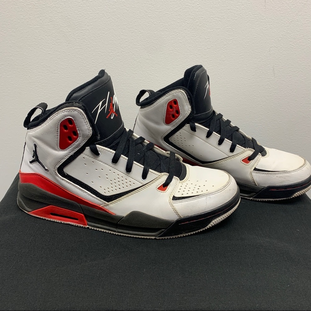Jordan SC-2 white and red size 12